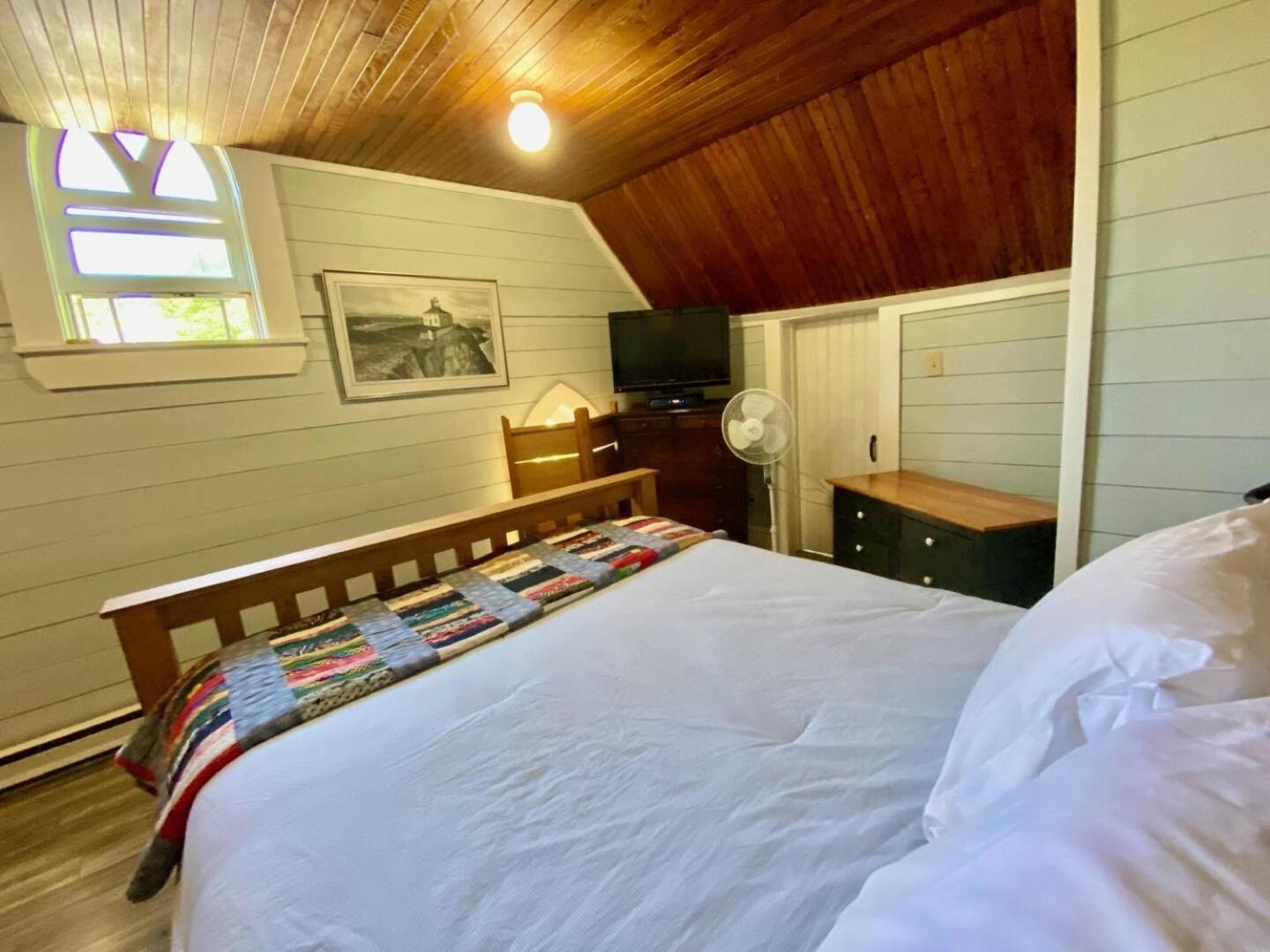 Unique Stay! Converted Church In Idyllic Location Saint-Jean de Terre-Neuve Extérieur photo